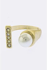 PEALR TIP CUFF RING