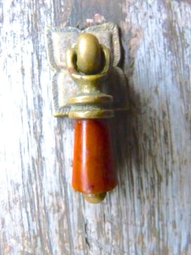 BAKELITE AMBER DRAWER PULL VINTAGE CABINET DROP PULL CINNAMON BAKELITE