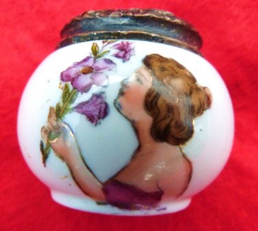 VINTAGE PERFUME JAR STERLING REPOUSSE SCENT SOLID PERFUME BOTTLE