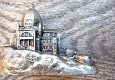 VINTAGE ARCHITECT PAPER WEIGHT CANADA RELIGIOUS SOUVENIR