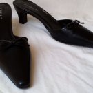 DANIELLE new womans size 8M black pointy toe with bow kitten heel shoes