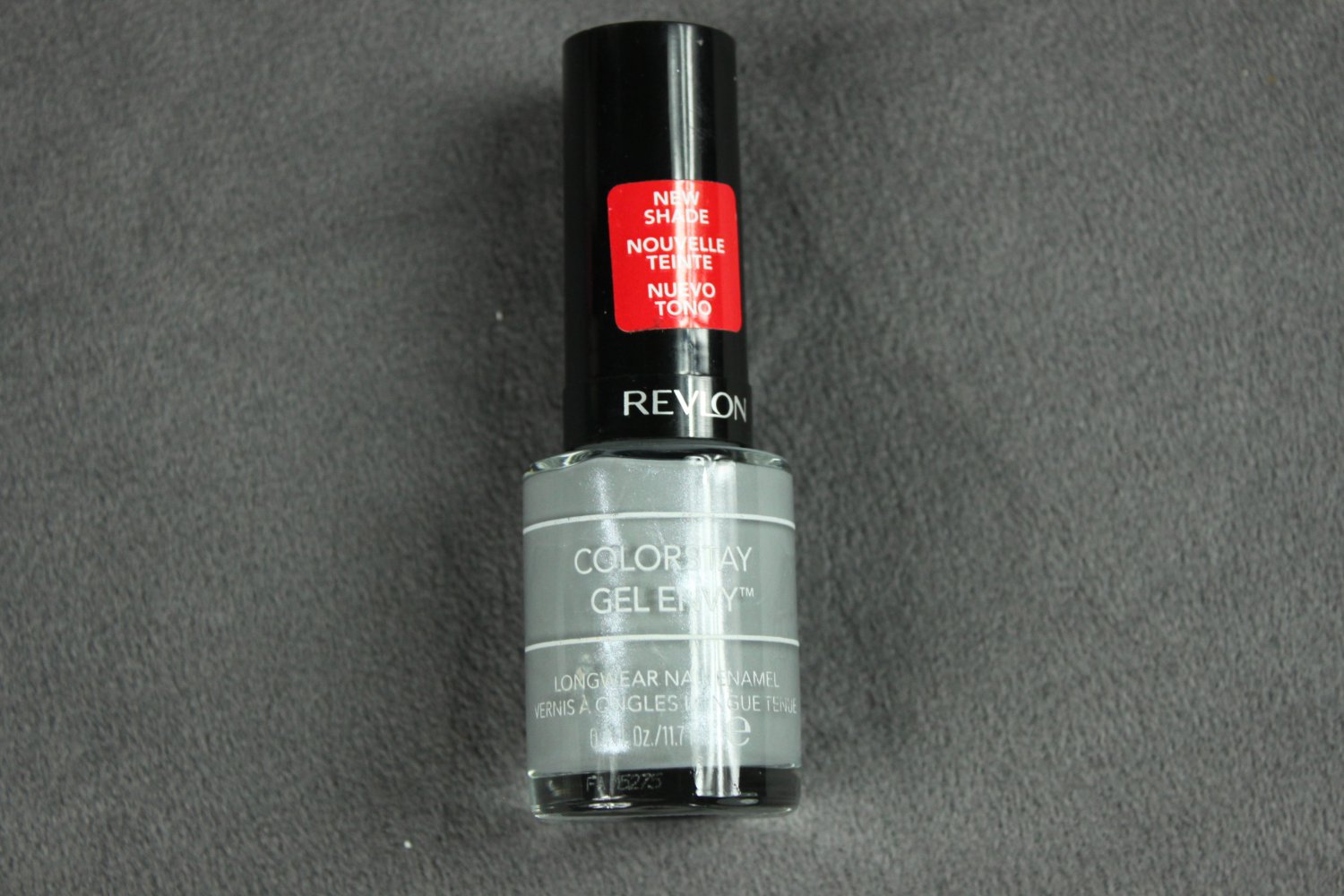 VKATZ reviews Revlon Color stay gel envy nail enamel so that you keep  perfectly manicured.