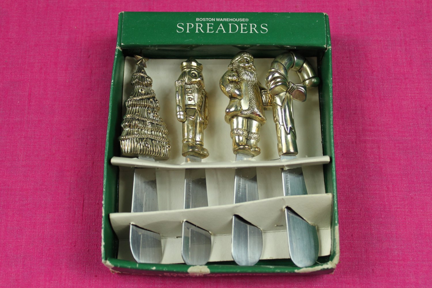 Boston Warehouse Christmas Spreaders Set of 4 Stainless Steel Knives
