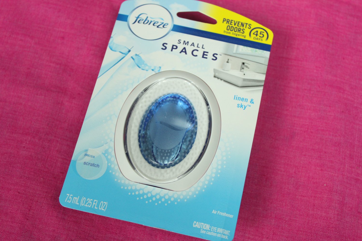 Febreze Small Spaces Linen & Sky Scent