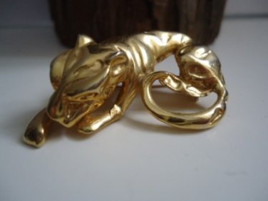 Vintage Gold Tone Tiger Cat Animal Brooch Pin