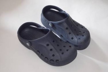CROCS Navy Blue Slip on Shoes Mens 5 Womens 7 Big Logo