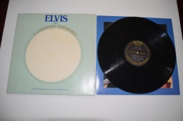 Elvis Presley A Legendary Performer Volume 2 VG++ Vinyl Record Die Cut Booklet
