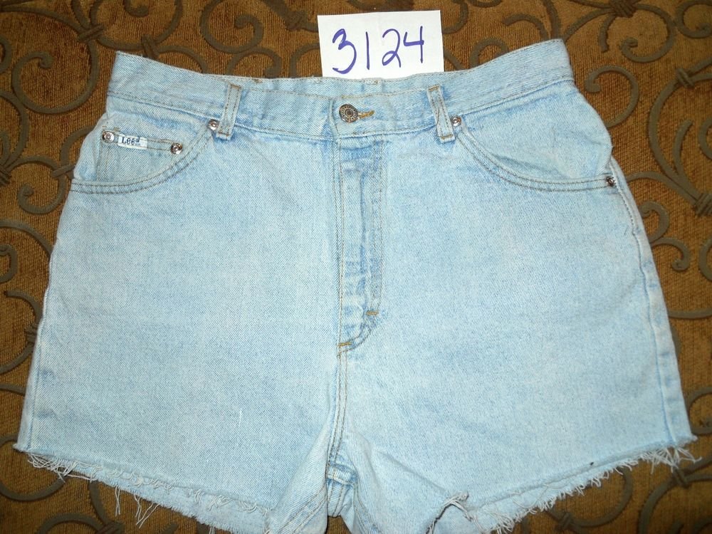 #3124 LEE LIGHT WASH CUT OFF BLUE JEANS JEAN SHORTS SIZE 14 WAIST 32