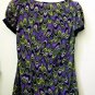 Size M ?? Multi-Color Stretch Short Sleeve Women's Top Square Neck Geometric