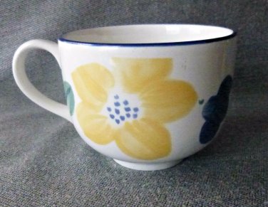 Big Coffee/Tea/Soup Cup/Mug Ceramic White/Blue Trim Floral Made in England