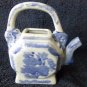 Chinese Blue and White Porcelain Tea Pot Floral