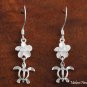 SE25301 8mm + Honu Hook Earrings White