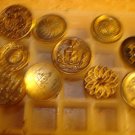 Lot of 10 antique metal buttons.