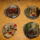 Bird serie paper mache buttons lot of 4 signed by artist. Bird serie paper mache buttons lot of 4 signed by artist.