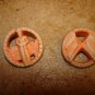 Lot of 2 plastic buttons part of patriotic set.