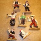 Lot of 7 action figures pirets, skelatin. Lot of 7 action figures pirets, skelatin.