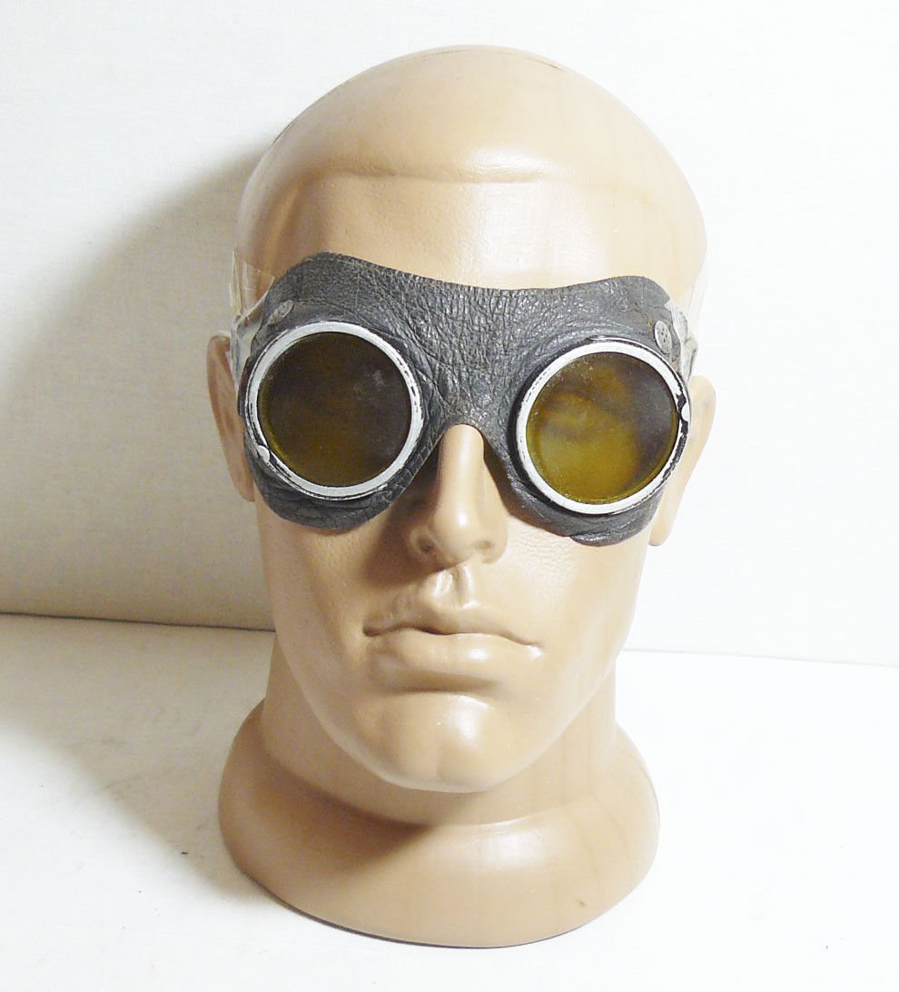 Original German WWII Ultrasin Mountain and Motorized Troop Goggles WW2