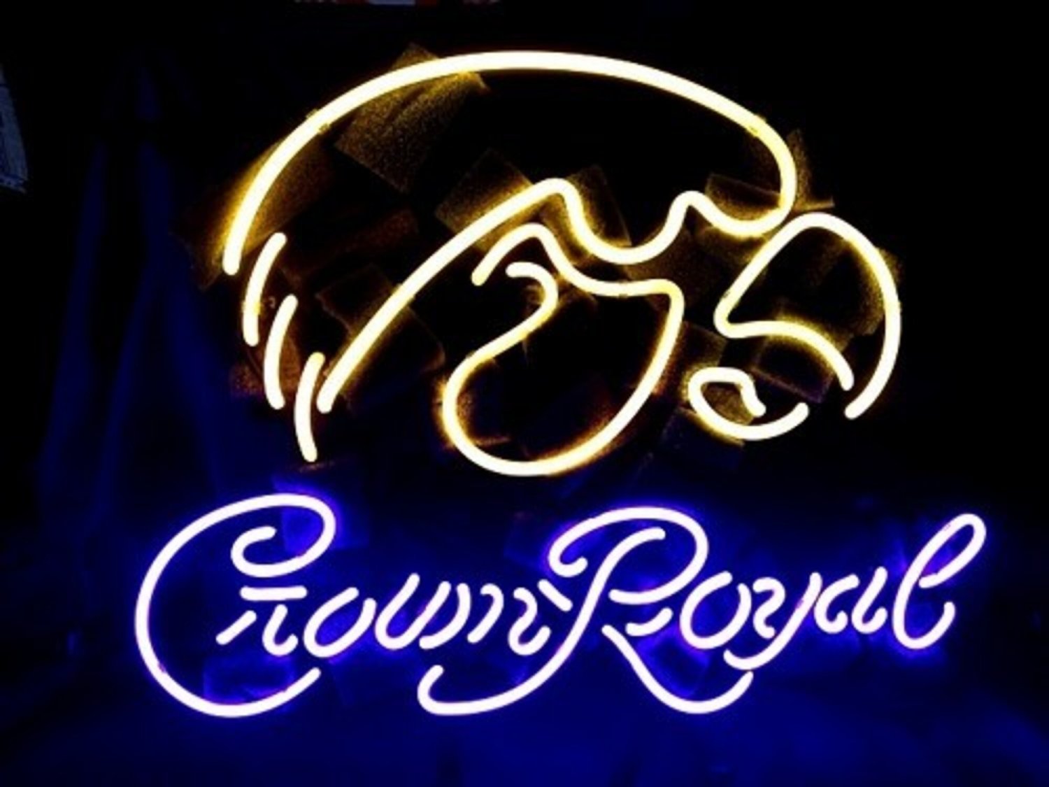 Brand New NCAA Iowa Hawkeyes Crown Royal Beer Bar Neon Light Sign 18