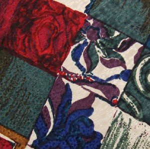 #1A STRUCTURE SQAURES GREEN RED BEIGE SILK TIE NECKTIE