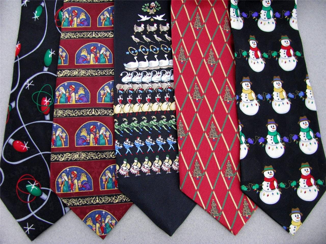 2 Christmas Xmas Holiday Silk Men's Ties Necktie Neck Tie Lot L11