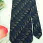 GEOFFREY BEENE PURPLE BLACK STRIPE SILK Men Neck Tie Men Designer Tie EUC