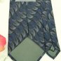 GEOFFREY BEENE PURPLE BLACK STRIPE SILK Men Neck Tie Men Designer Tie EUC
