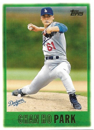 Chan Ho Park 1997 Topps #338 Los Angeles Dodgers Baseball Card