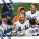 New York Mets 2021 Topps #555 Baseball Team Card New York Mets 2021 Topps #555 Baseball Team Card
