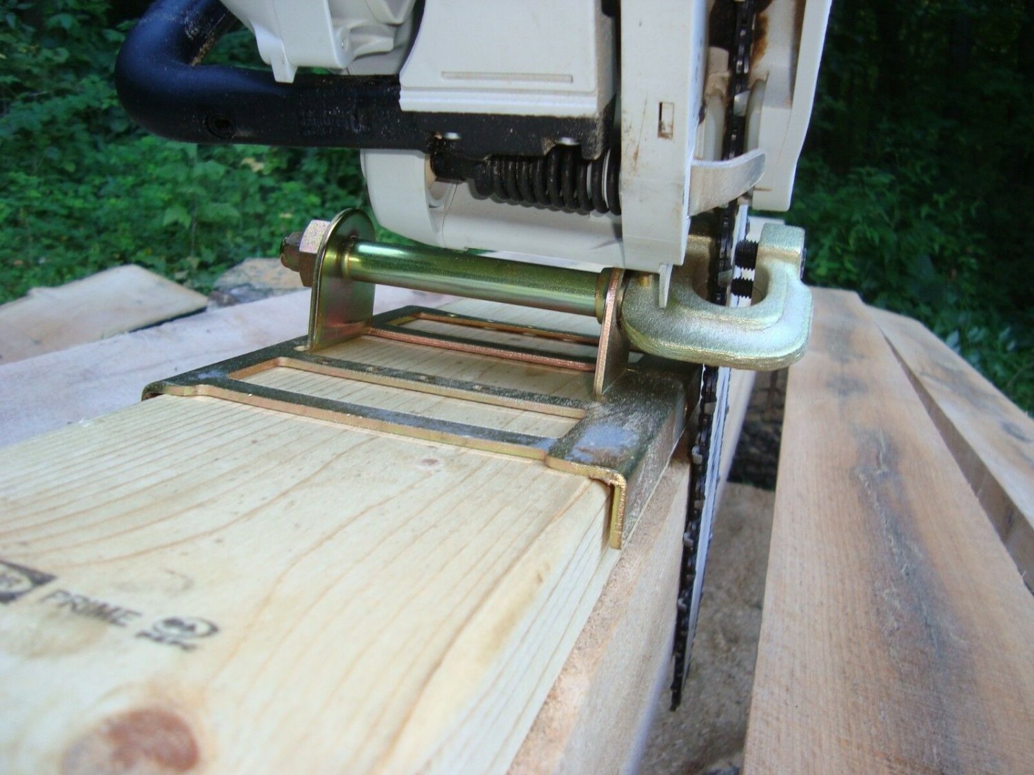 LUMBER MAKER CHAINSAW GUIDE ACCESSORY CUT CUTTING LUMBER WOOD