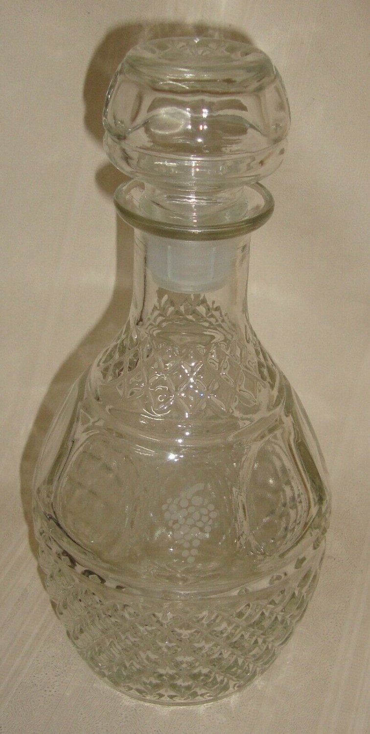 Princess House Wine Pressed Glass Etched Crown & Grape Decanter Stopper