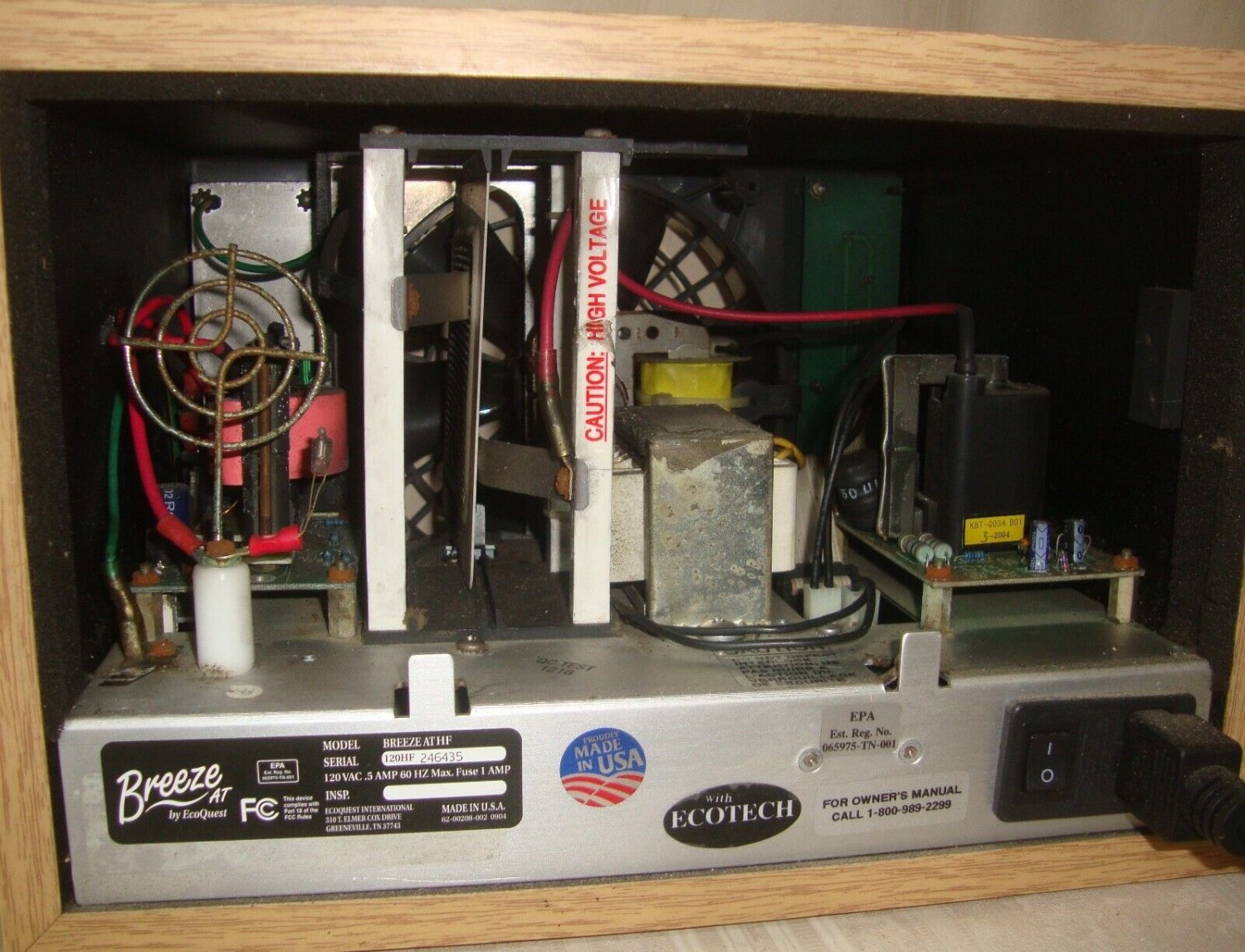 Breeze AT Air Purifier Sanitizer by EcoQuest Brown Color NO REMOTE