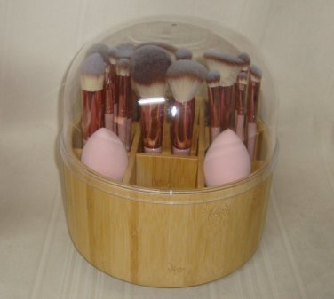 Bamboo Rotating Carousel + 17 Brushes + 4 Make up Blenders NEW 23 Pieces