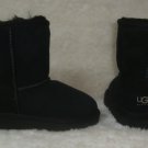 UGG Australia Black Classic Short Boot Toddler (Little Kid) Size US 7 NEW 5251 T