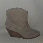 Lucky Brand Wadier Suede Wedge Zip up Ankle Wedge Boots Size US 10