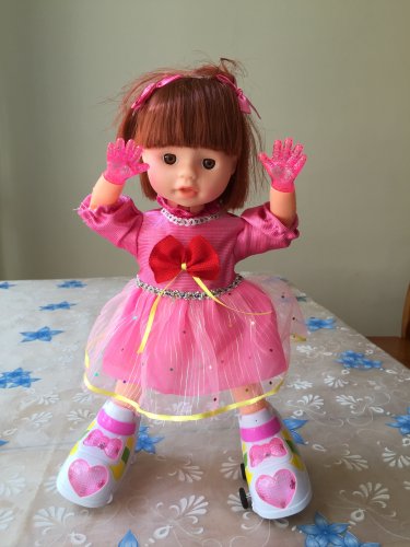 Happy dancing doll T606