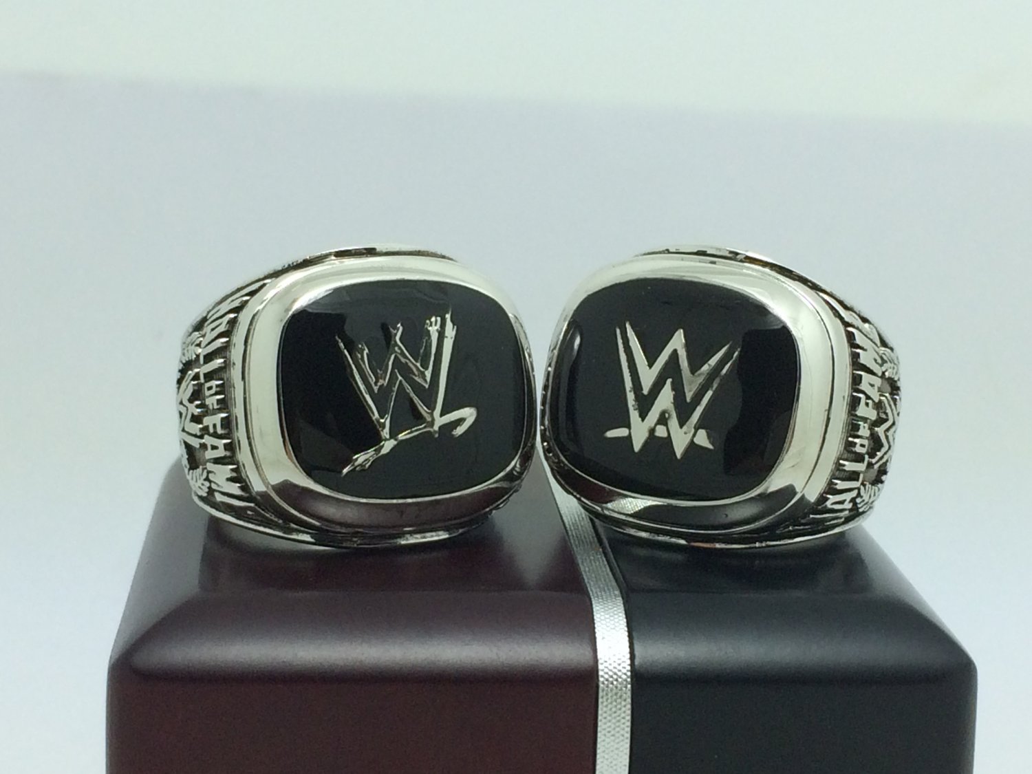 One Set 2 PCS 2014 2015 WWE Hall of Fame Ring World Title Championship ...