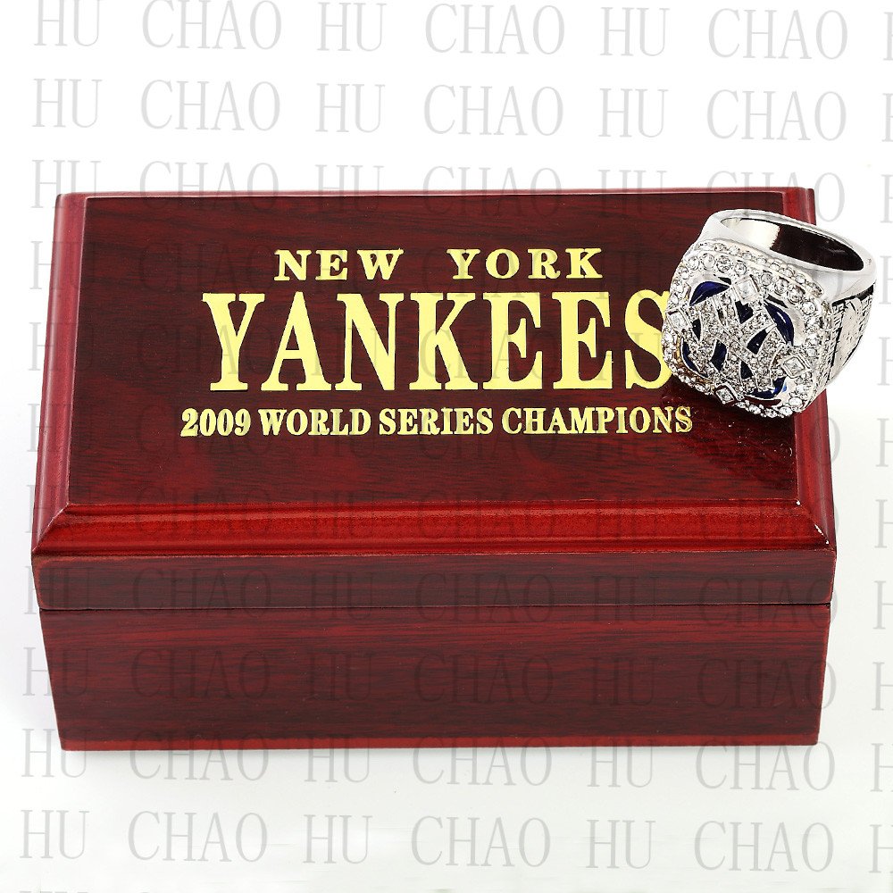 2009 New York Yankees MLB Championship Ring 10-13 Size with Logo wooden box