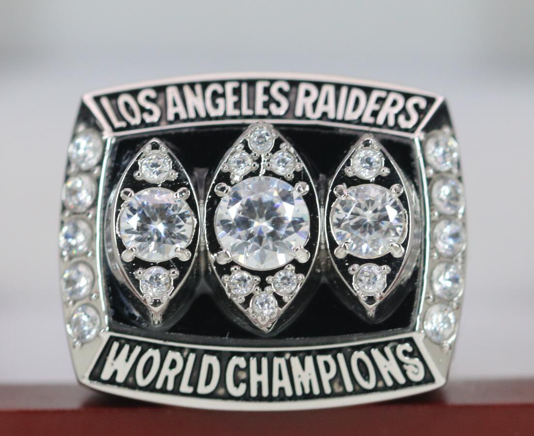 1983 Oakland Raiders super bowl Championship Ring 7-15 size