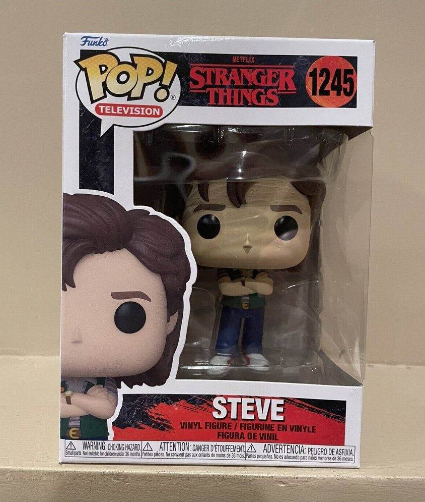 Funko POP! Television Stranger Things Steve #1245 Vinyl Figure Protector