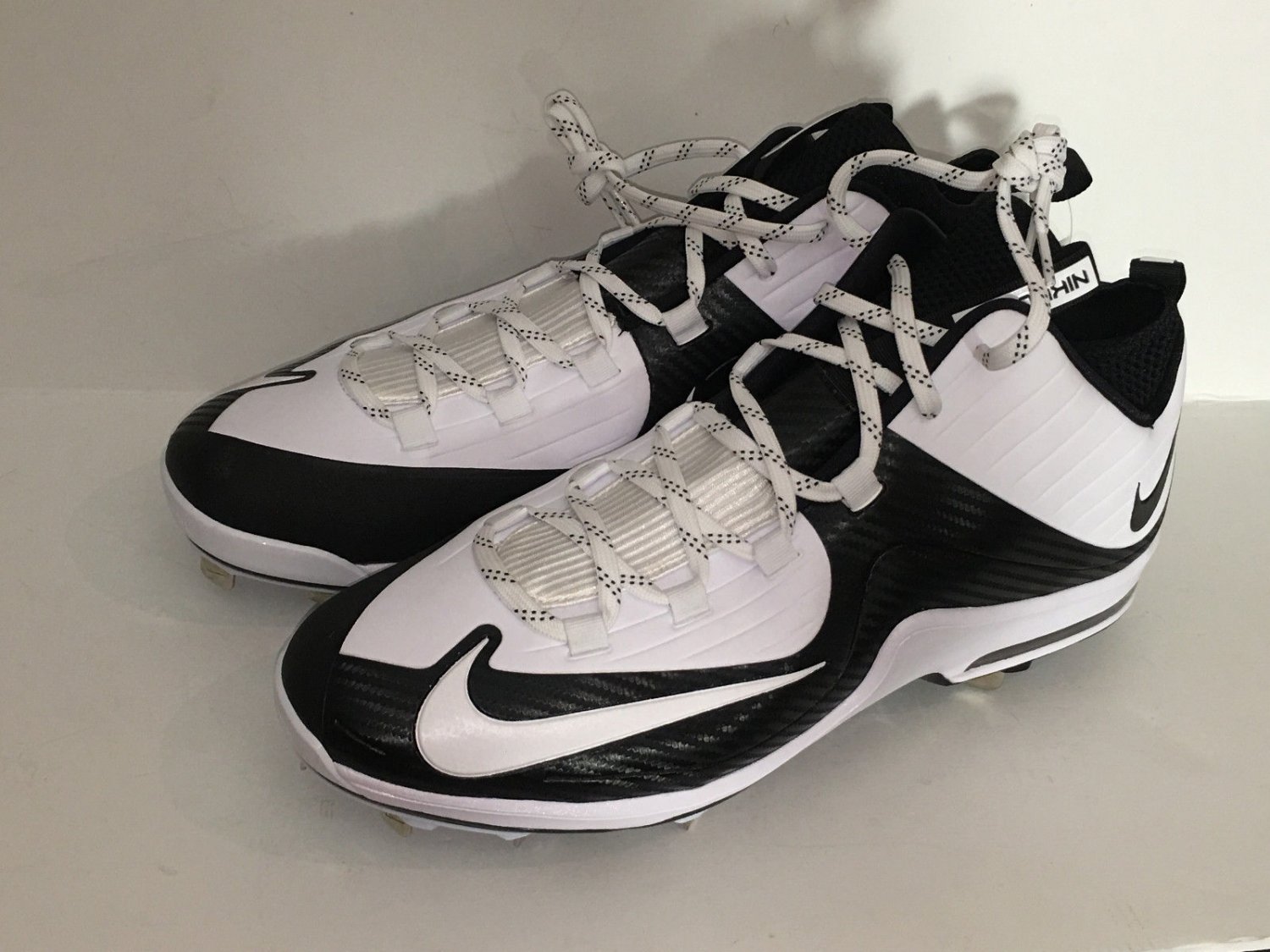 nike air max baseball cleats