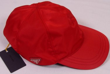 red prada hat
