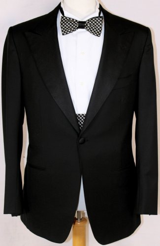 KITON SUIT $8,995 BLACK 1-BTN 100%SUPER 150's WOOL FORMAL TUXEDO 38R 48e NEW