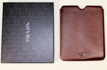 PRADA iPAD CASE $325 GARNET LOGO ORNAMENT SAFFIANO LEATHER PADDED iPAD CASE NEW