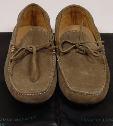 SUTOR MANTELLASSI SHOES $545 KHAKI SUEDE TIED VAMP PEBBLED SOLE DRIVERS 9 42 NEW
