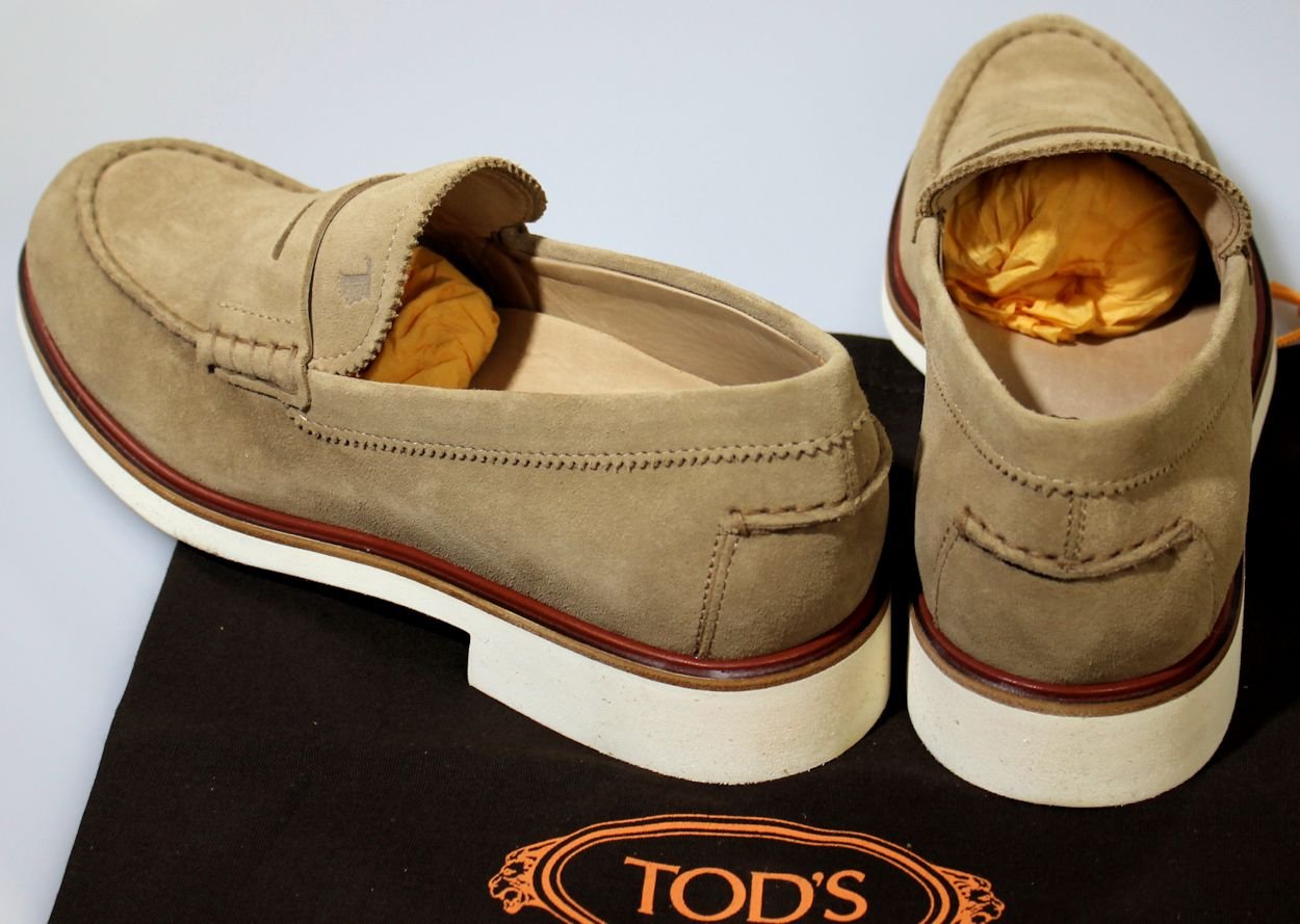 TOD'S SHOES $625 TAN LOGO EMBOSSED SPLIT TOE PEBBLE SOLE PENNY LOAFER 7
