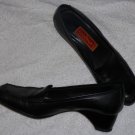 COLE HAAN Country Black Leather Pumps size 8.5 AA Made in Italy Heels Dress Shoe