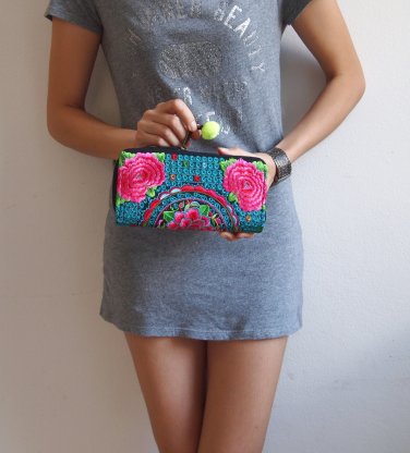 Hmong Vintage Style Ethnic Embroidered Thai Boho Hobo Small Clutch Purse Bag