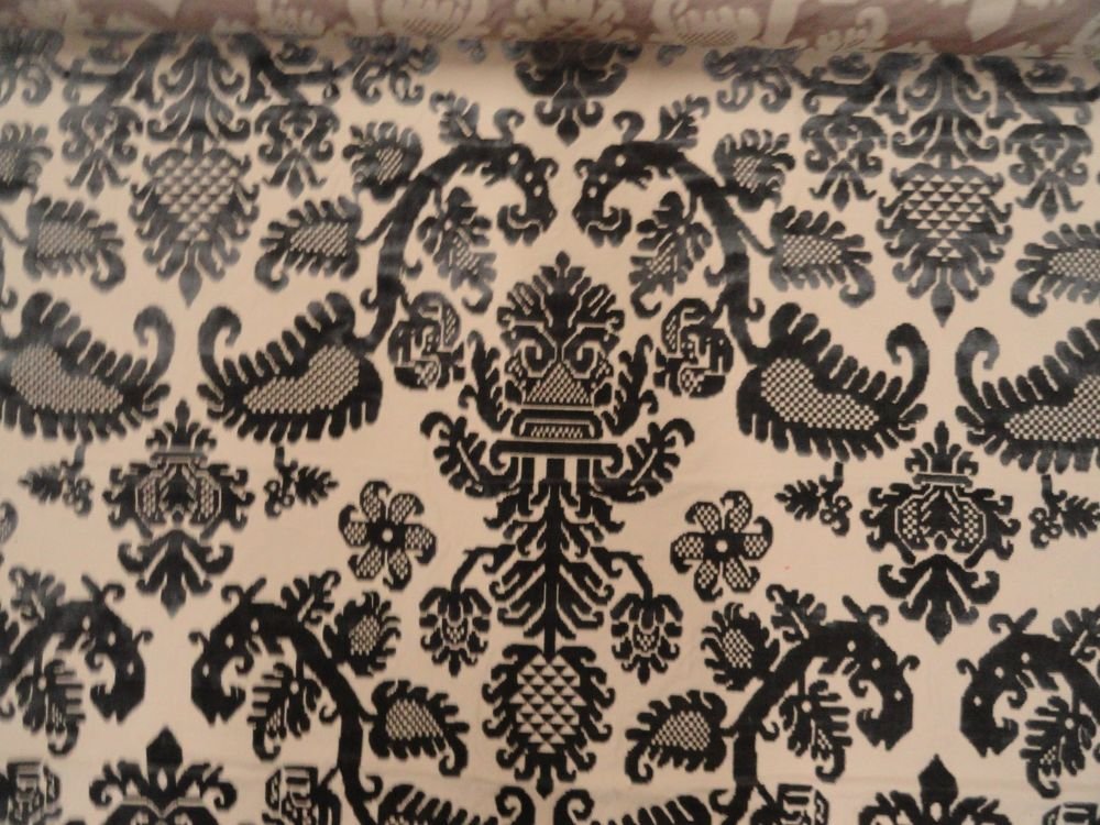 CLARENCE HOUSE Upholstery Fabric VELVET Phillippe Auguste 3.25 yards BS1