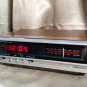 Vintage SOUNDESIGN Mid Century Wood Grain Digital Clock AM FM Raido Model 3626