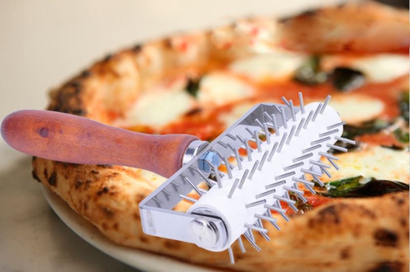 Stainless Steel Roller Blade Knife Wooden Handle Needle Mesh Pizza Cutter